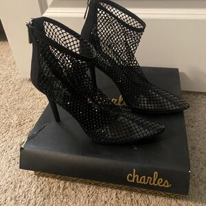 New Charles David Black Bootie Size 9.5